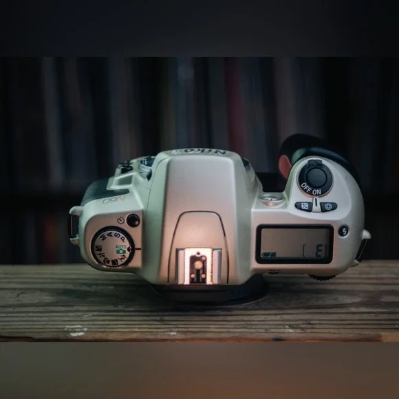 Nikon N60 35mm SLR film camera body only - Picture 4 of 7